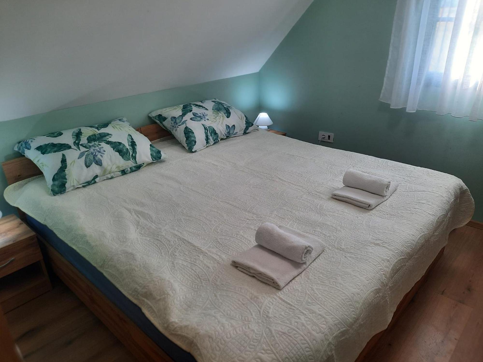 Wooden House Ante Self Check - In And Check - Out Appartement Otočac Buitenkant foto